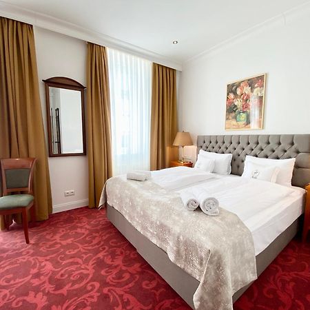 Hotel Friedrich Franz Palais Bad Doberan Esterno foto